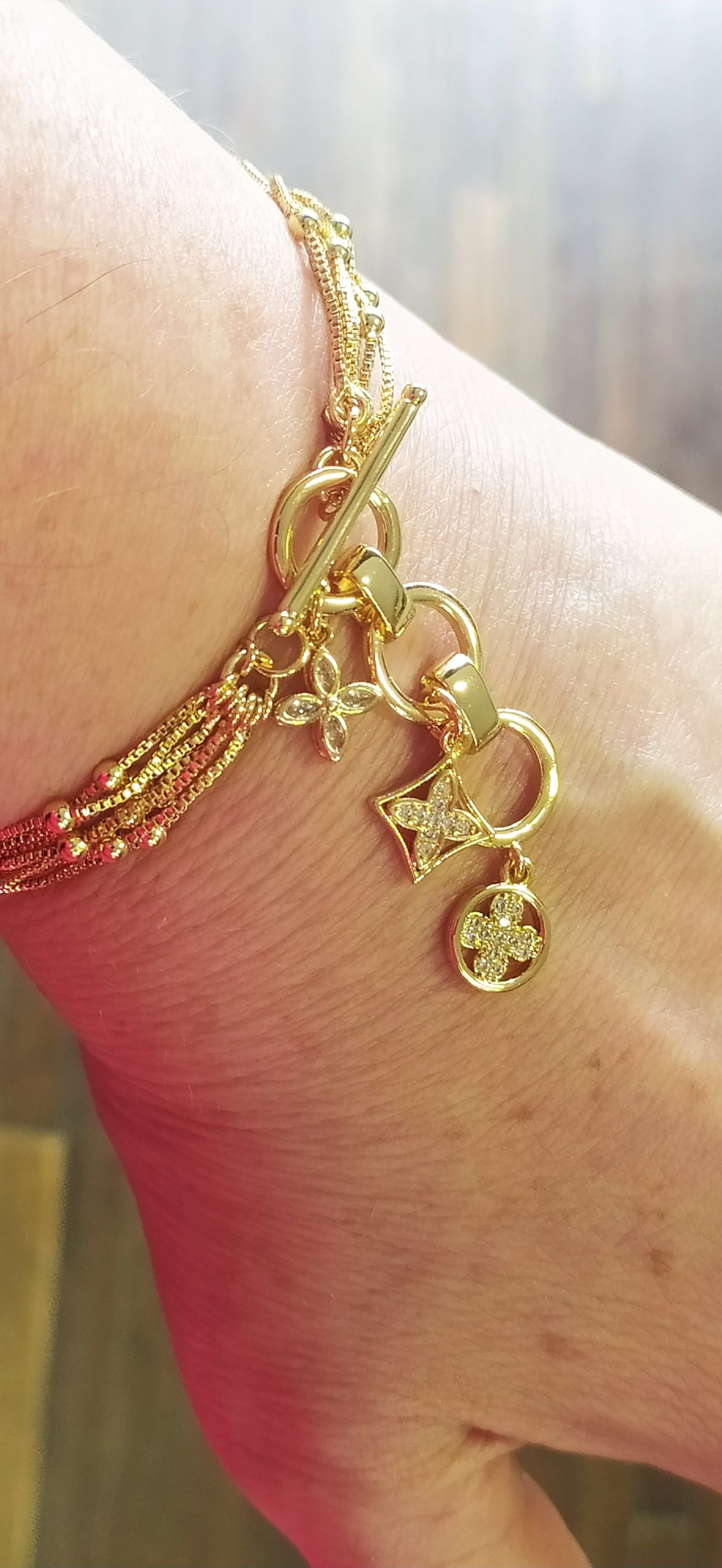 Pulseira Pingentes LV - Imagem 4