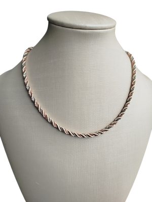 Colar Torsade Coração