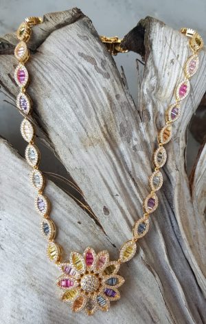 Colar Cravejado Sunflower