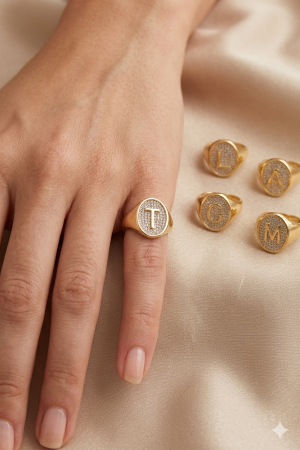 Anel Monograma Cravejado Ajustável